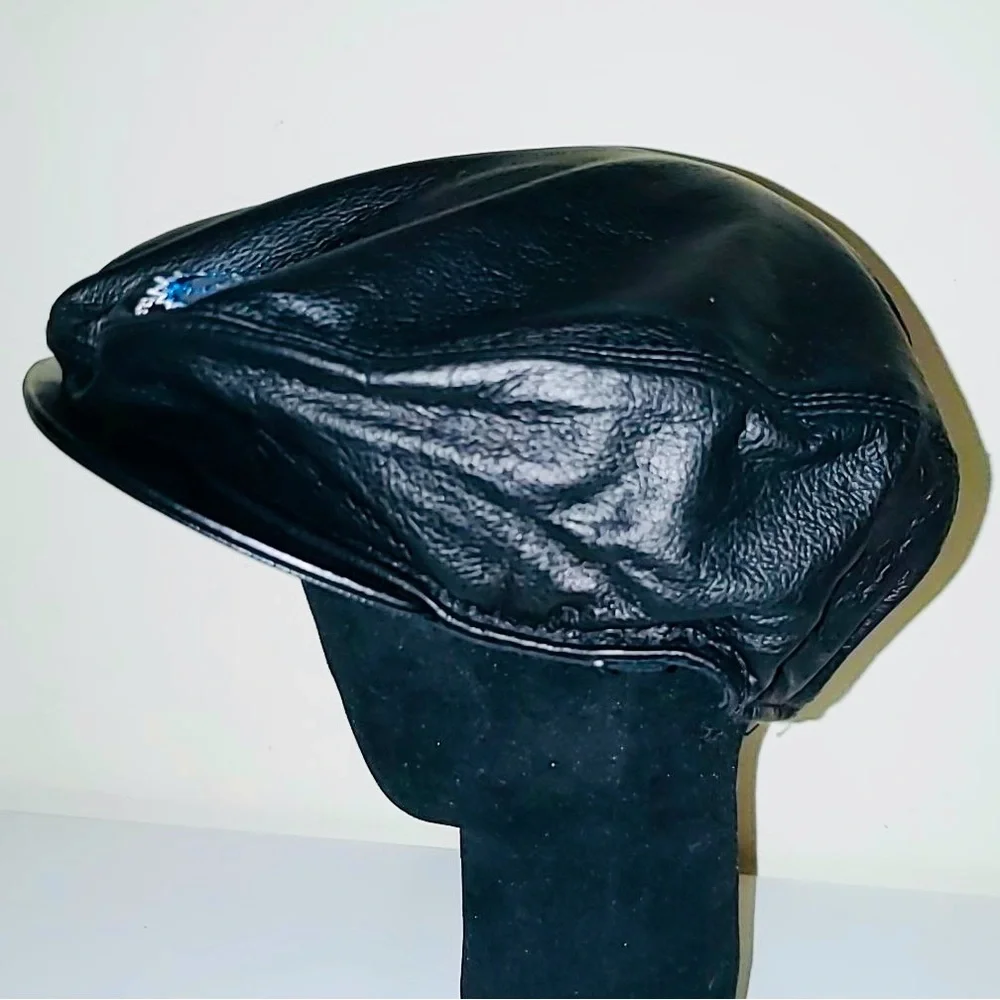 RARE Georgetown Hoyas Driving / Newsboy Leather Cap with Logo | NWT